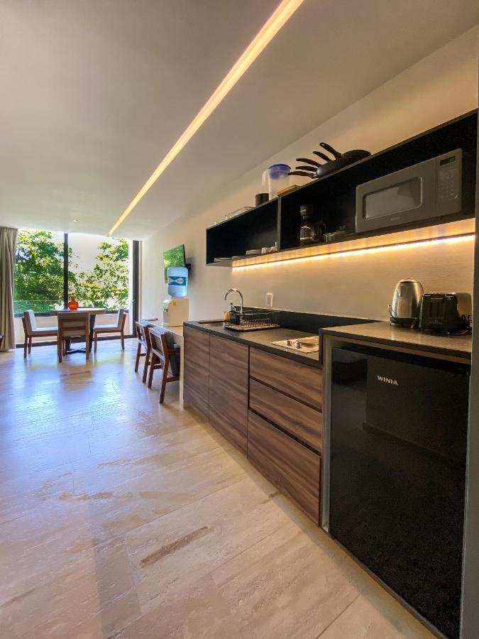 Big Studio At Kaab By The Beach With Roof Top Pool, Sauna And Jacuzzi Near Paseo Del Carmen Mall Playa del Carmen Bagian luar foto