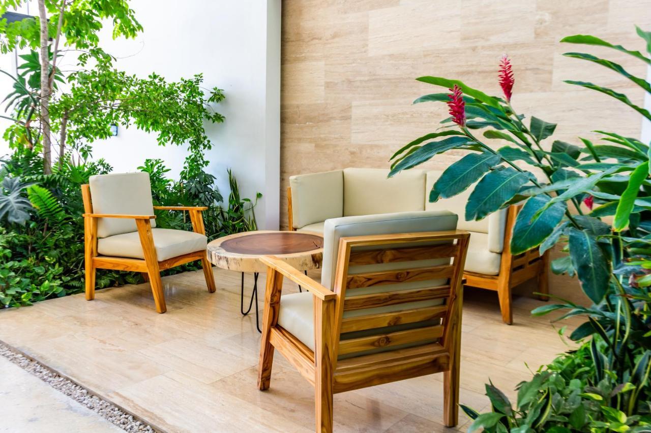 Big Studio At Kaab By The Beach With Roof Top Pool, Sauna And Jacuzzi Near Paseo Del Carmen Mall Playa del Carmen Bagian luar foto