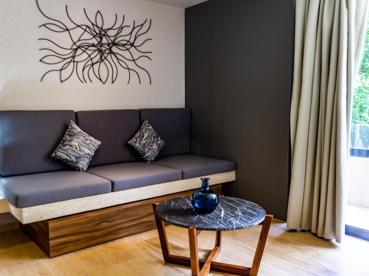 Big Studio At Kaab By The Beach With Roof Top Pool, Sauna And Jacuzzi Near Paseo Del Carmen Mall Playa del Carmen Bagian luar foto