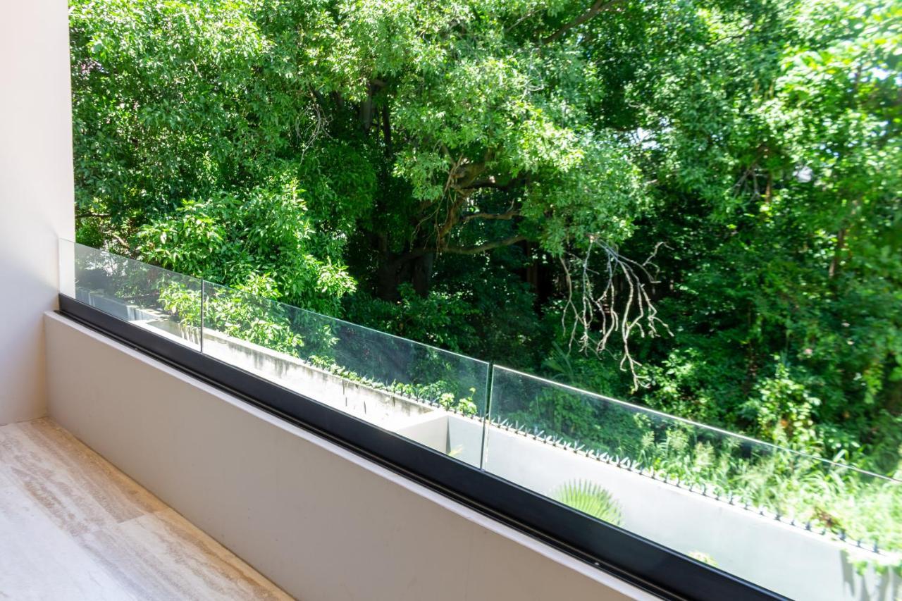 Big Studio At Kaab By The Beach With Roof Top Pool, Sauna And Jacuzzi Near Paseo Del Carmen Mall Playa del Carmen Bagian luar foto