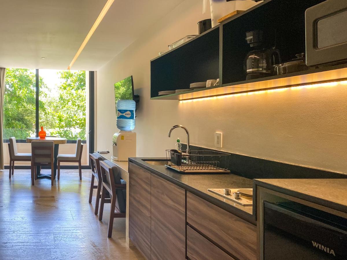 Big Studio At Kaab By The Beach With Roof Top Pool, Sauna And Jacuzzi Near Paseo Del Carmen Mall Playa del Carmen Bagian luar foto